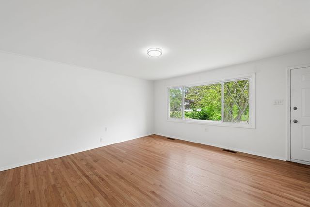766 Fremont Road, Valparaiso, IN 46385
