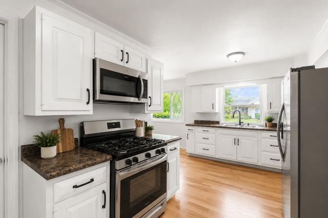 766 Fremont Road, Valparaiso, IN 46385