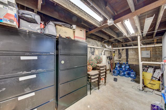 1446 S 50th Avenue A, Cicero, IL 60804