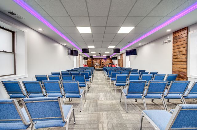 1446 S 50th Avenue A, Cicero, IL 60804