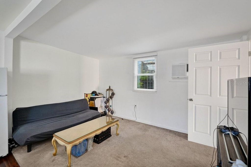 Image 16 of property listing at 112 S OLEANDER AVENUE, Daytona Beach, FL 32118