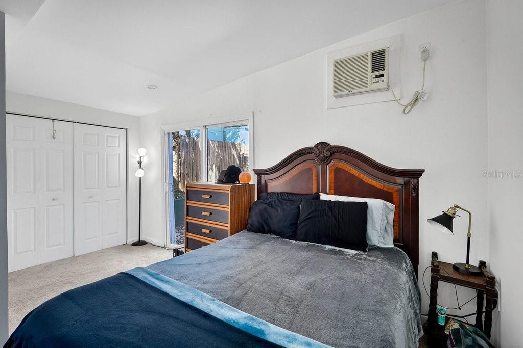 Image 22 of property listing at 112 S OLEANDER AVENUE, Daytona Beach, FL 32118