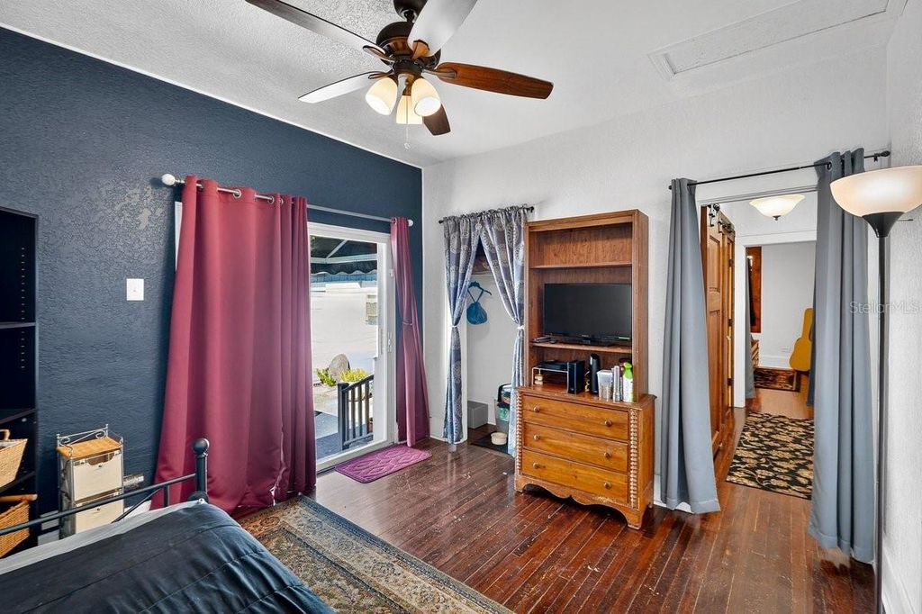 Image 36 of property listing at 112 S OLEANDER AVENUE, Daytona Beach, FL 32118