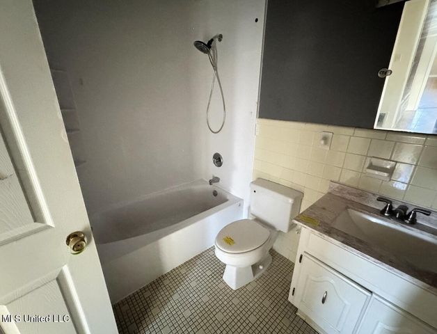 201 Saint Augustine Drive, Long Beach, MS 39560