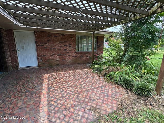 201 Saint Augustine Drive, Long Beach, MS 39560