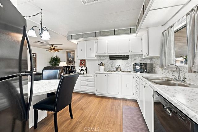 5001 W Florida 419, Hemet, CA 92545