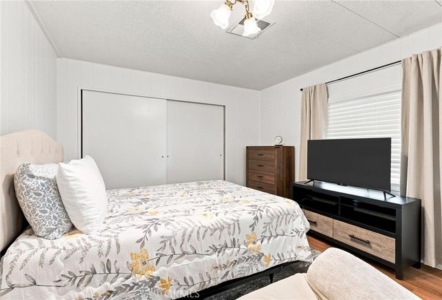 5001 W Florida 419, Hemet, CA 92545