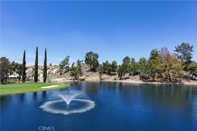5001 W Florida 419, Hemet, CA 92545