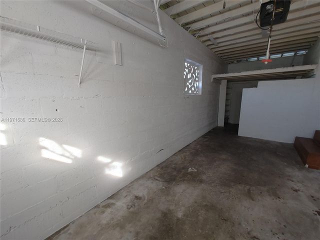 14901 NW 9th Ct 14901, Miami, FL 33168