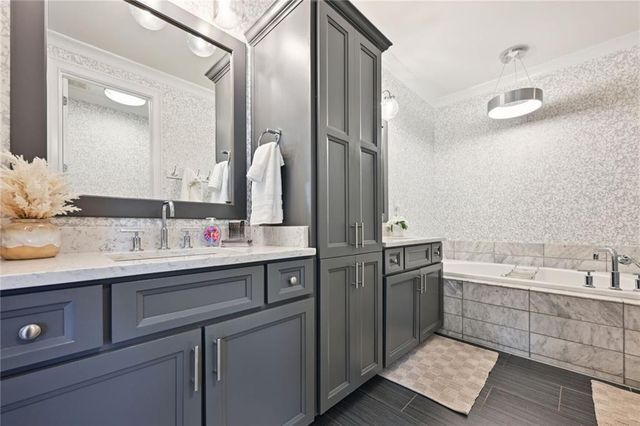 805 Corduroy Lane 13, Atlanta, GA 30312
