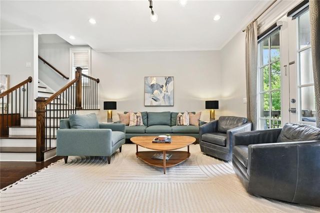 805 Corduroy Lane 13, Atlanta, GA 30312