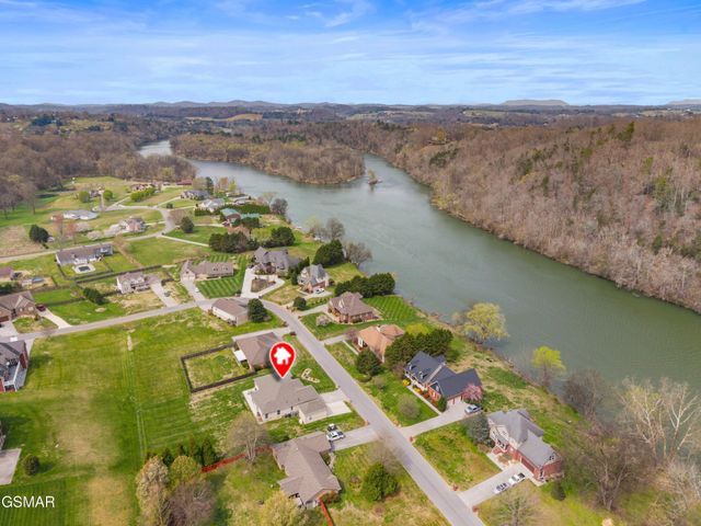 1410 River Run Circle, Sevierville, TN 37876