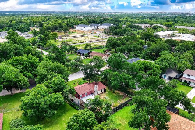 300 Pecan LN, Round Rock, TX 78664