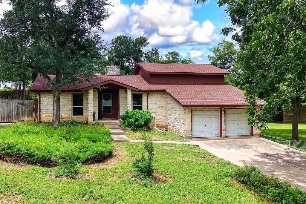 300 Pecan LN, Round Rock, TX 78664