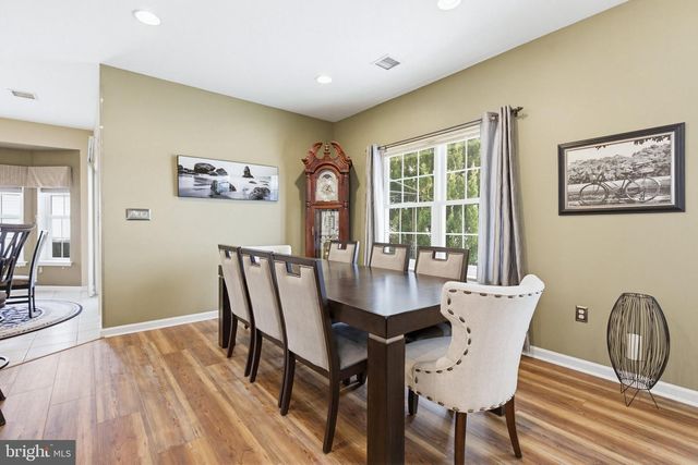 588 BLOSSOM TRL, Mount Joy, PA 17552