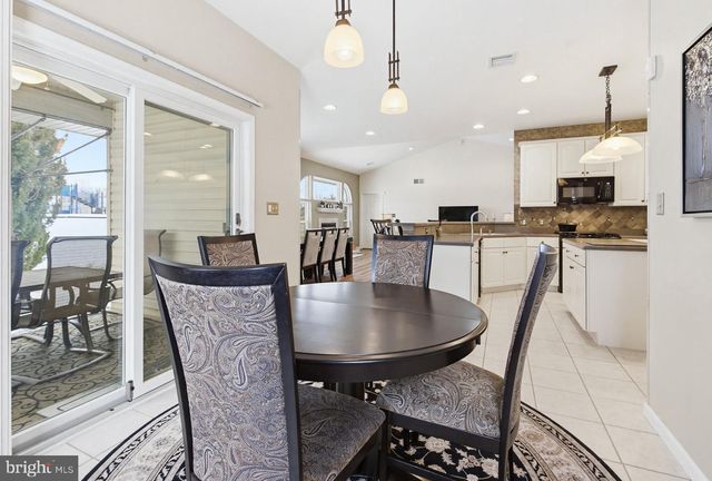 588 BLOSSOM TRL, Mount Joy, PA 17552