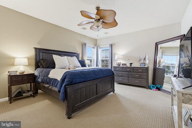 588 BLOSSOM TRL, Mount Joy, PA 17552