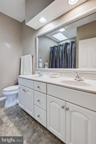 588 BLOSSOM TRL, Mount Joy, PA 17552