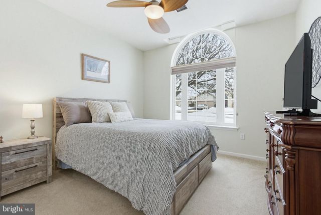 588 BLOSSOM TRL, Mount Joy, PA 17552