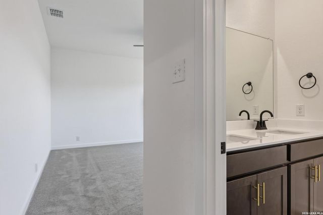 311 Nottabi Rd, Adkins, TX 78101