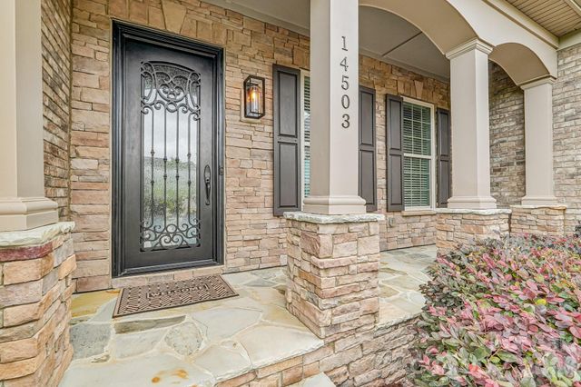 14503 Crest Court, Charlotte, NC 28278