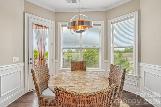 14503 Crest Court, Charlotte, NC 28278