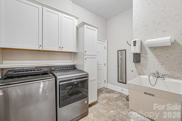 14503 Crest Court, Charlotte, NC 28278