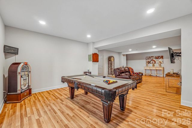 14503 Crest Court, Charlotte, NC 28278