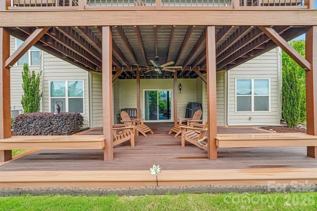 14503 Crest Court, Charlotte, NC 28278