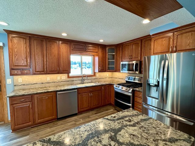 1189 11th Street SE, Forest Lake, MN 55025