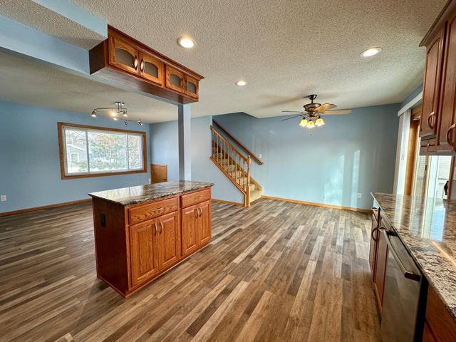 1189 11th Street SE, Forest Lake, MN 55025