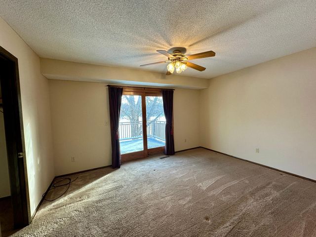 1189 11th Street SE, Forest Lake, MN 55025