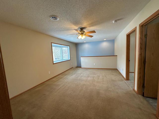 1189 11th Street SE, Forest Lake, MN 55025