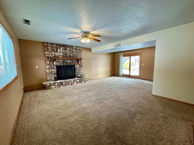 1189 11th Street SE, Forest Lake, MN 55025