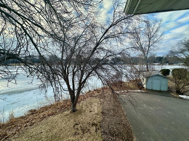 1189 11th Street SE, Forest Lake, MN 55025