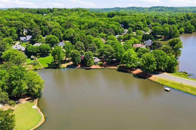 96 Highgrove Drive, Suwanee, GA 30024