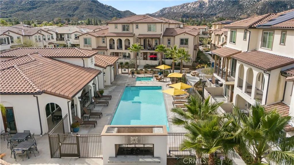 31305 Via Nubes, Temecula, CA 92592