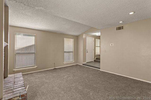 12921 E 28th Place, Tulsa, OK 74134