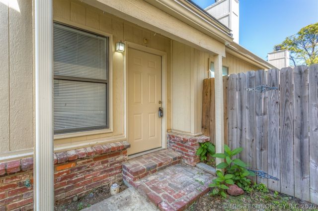 12921 E 28th Place, Tulsa, OK 74134