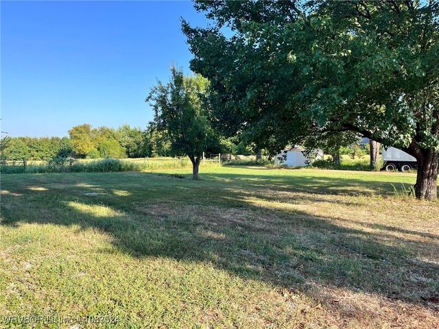 112416 4730 Road, Muldrow, OK 74948