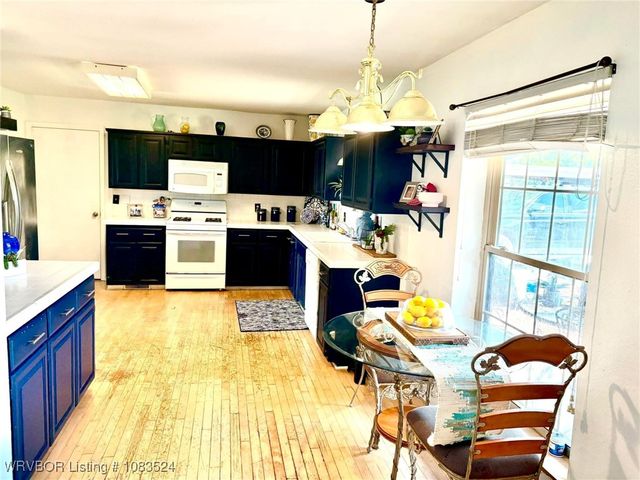 112416 4730 Road, Muldrow, OK 74948