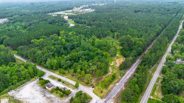 17465 Nobles Road, Saucier, MS 39574