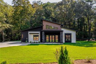 670 Loganville Highway, Winder, GA 30680