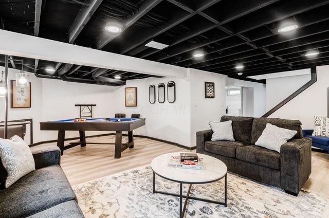 103 E Jeffrey Place, Columbus, OH 43214