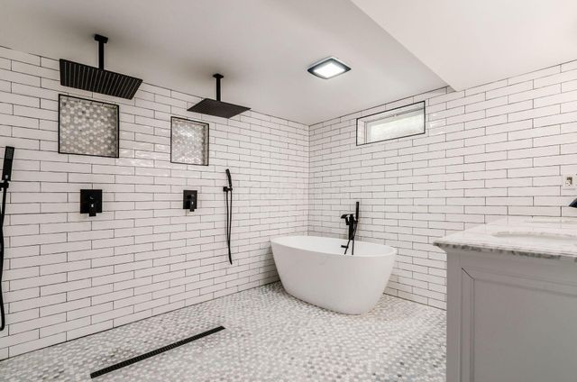 103 E Jeffrey Place, Columbus, OH 43214