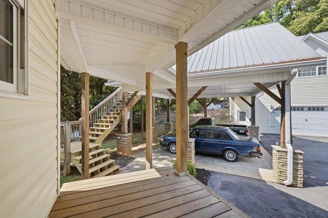 30 Berrong Drive, Hayesville, NC 28904