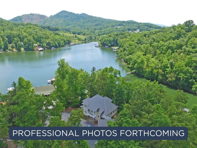30 Berrong Drive, Hayesville, NC 28904