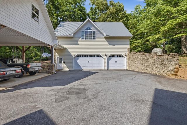 30 Berrong Drive, Hayesville, NC 28904
