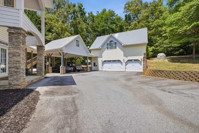 30 Berrong Drive, Hayesville, NC 28904