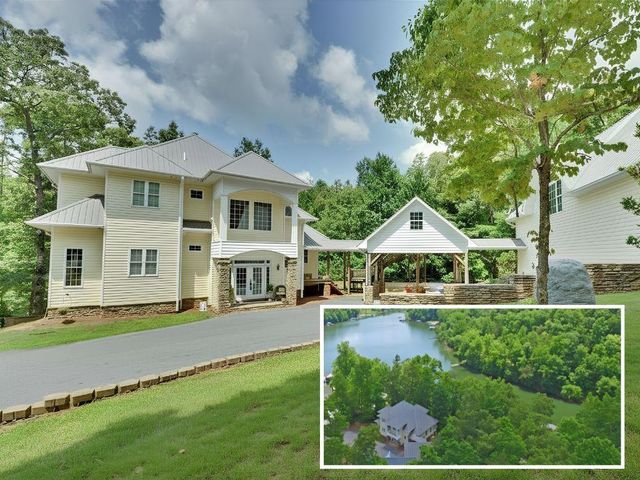 30 Berrong Drive, Hayesville, NC 28904